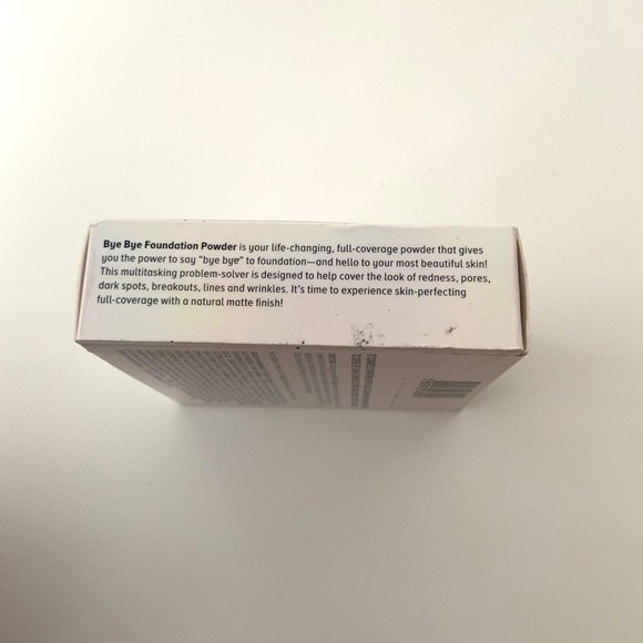 It Cosmetics Bye Bye Foundation Deep Ebony Powder - Picture 5 of 12